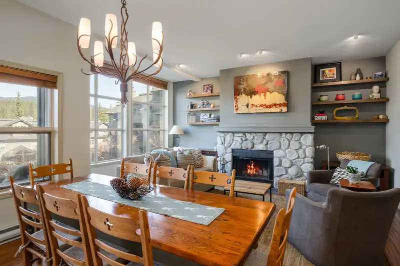 23 4644 BLACKCOMB WAY - photo 4 of 27