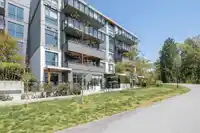 111 747 E 3RD STREET - thumbnail 34