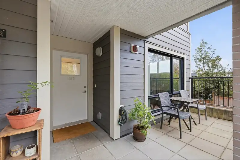 1312 FIFTH AVENUE - photo 2 of 34