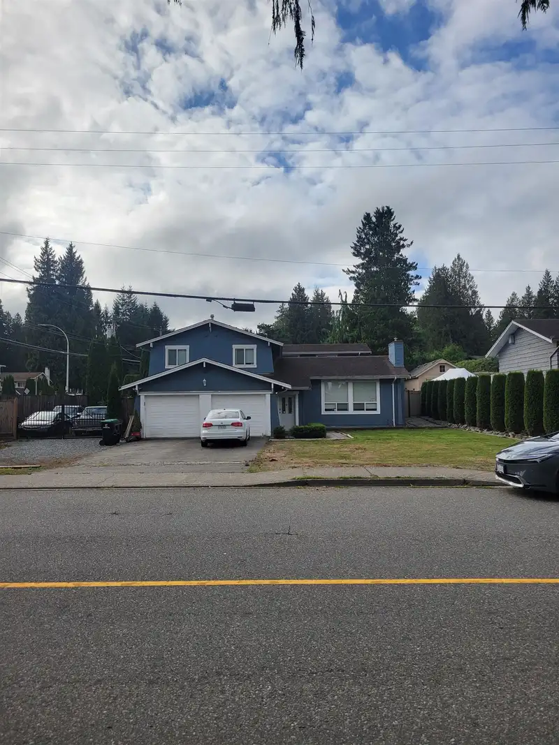 20298 50 AVENUE - photo 1 of 14