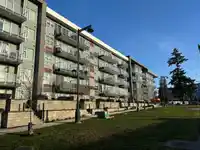 316 10838 WHALLEY BOULEVARD - thumbnail 1