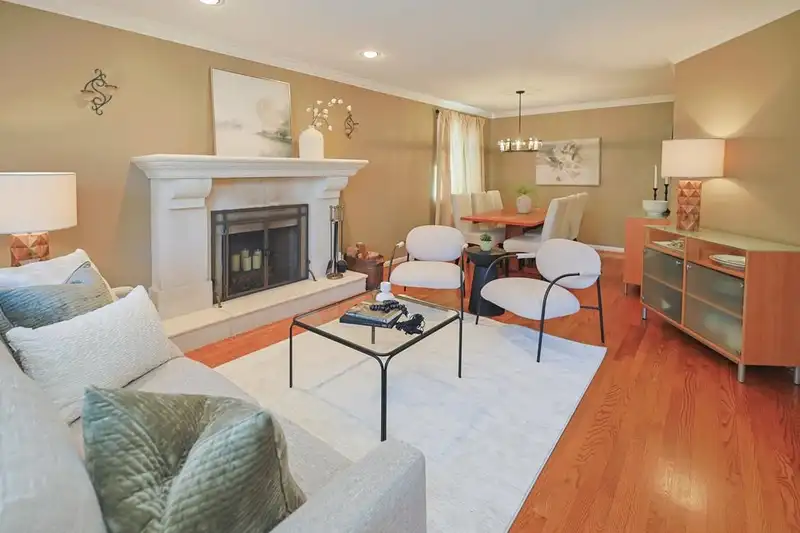 78 W 39TH AVENUE - photo 3 of 40