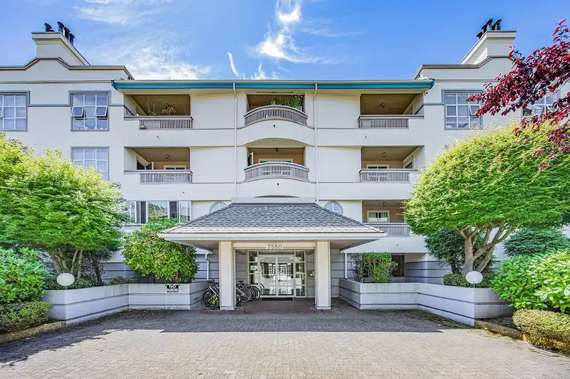 305 7580 MINORU BOULEVARD - photo 2 of 3