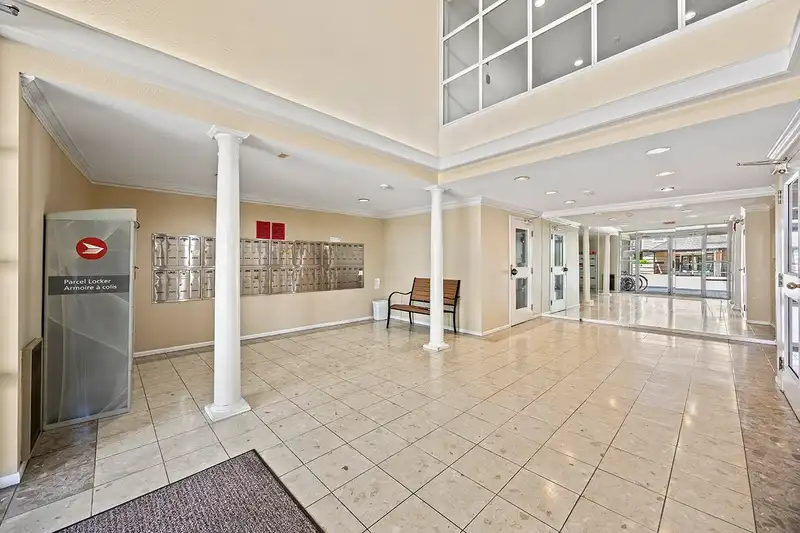 305 7580 MINORU BOULEVARD - photo 3 of 3