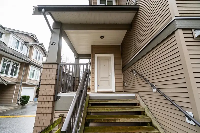 27 8250 209B STREET - photo 4 of 39