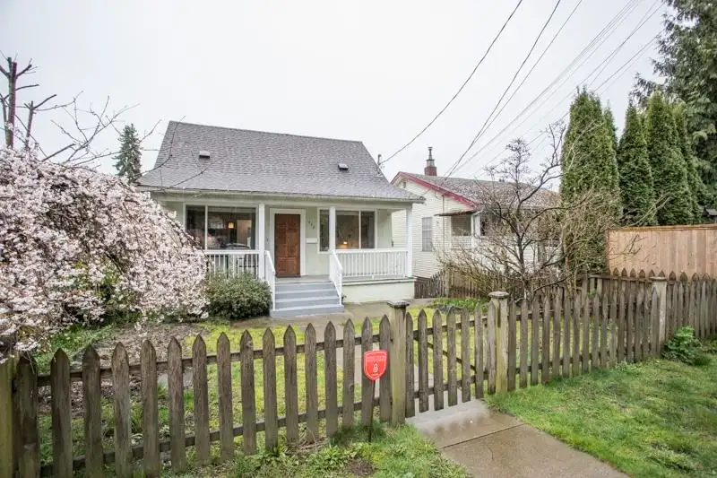 432 RICHMOND STREET - photo 1 of 39