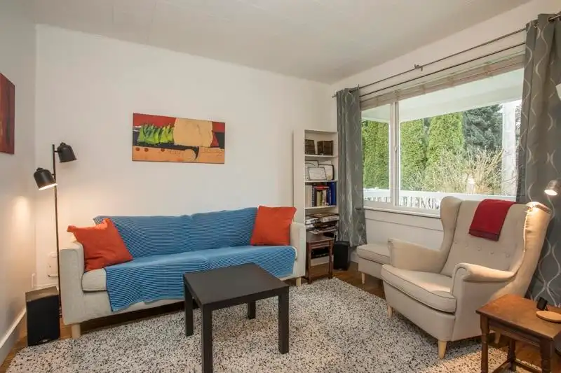 432 RICHMOND STREET - photo 3 of 39