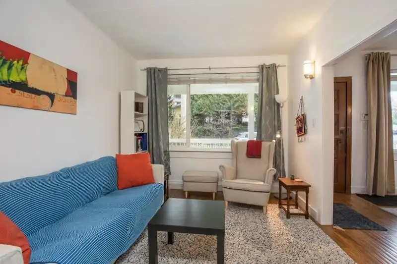 432 RICHMOND STREET - photo 4 of 39