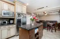 7833 147A STREET - thumbnail 11