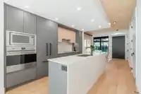 121 310 SALTER STREET - thumbnail 3