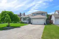 8893 203A STREET - thumbnail 1