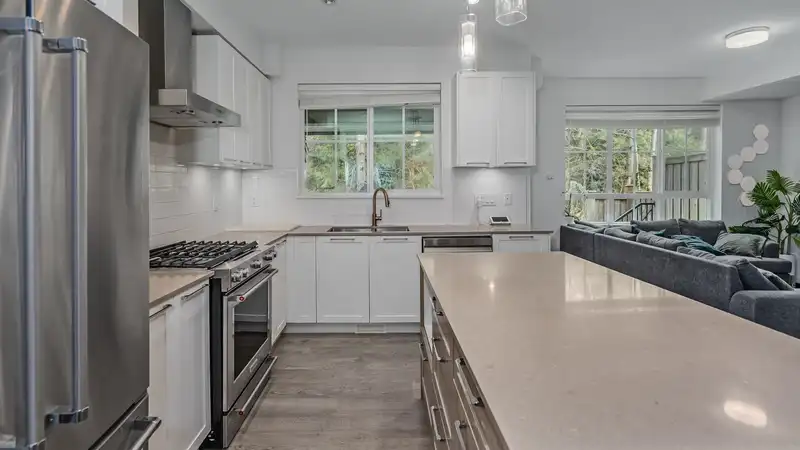 24 23539 GILKER HILL ROAD - photo 4 of 38
