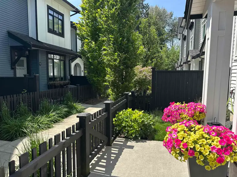 18 6897 201 STREET - photo 1 of 35