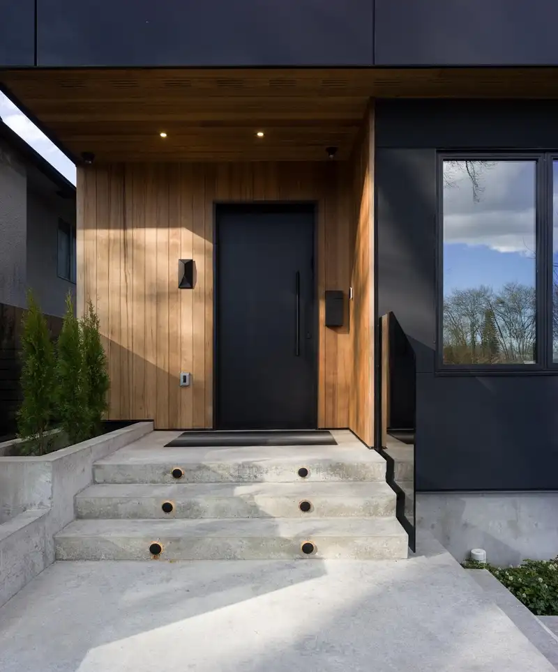91 E 40TH AVENUE - photo 3 of 39