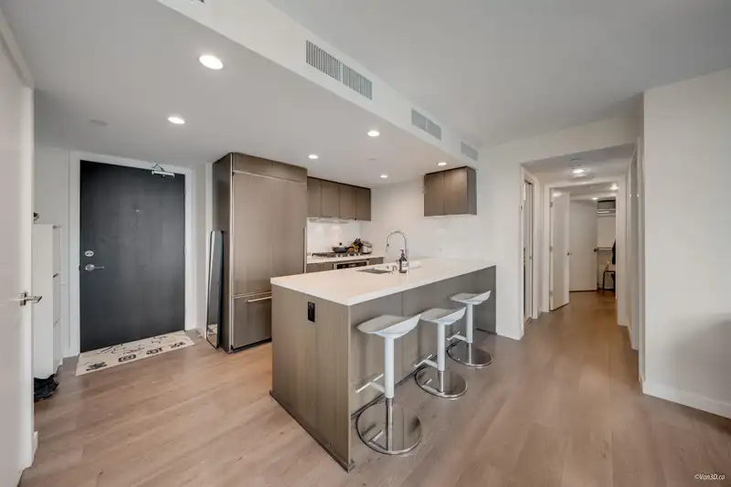 2401 8189 CAMBIE STREET - photo 3 of 27