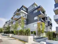 602 8030 OAK STREET - thumbnail 1