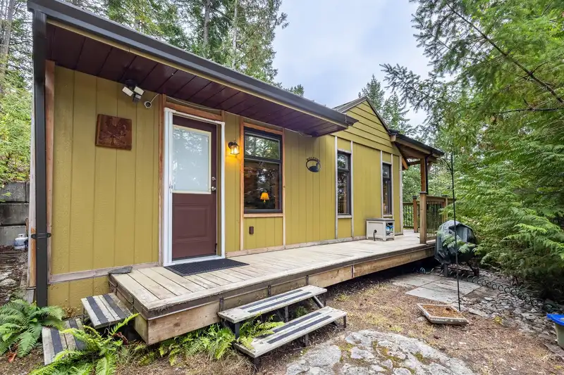 4825 SINCLAIR BAY ROAD - photo 3 of 40