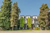 7331 GRANVILLE STREET - thumbnail 1