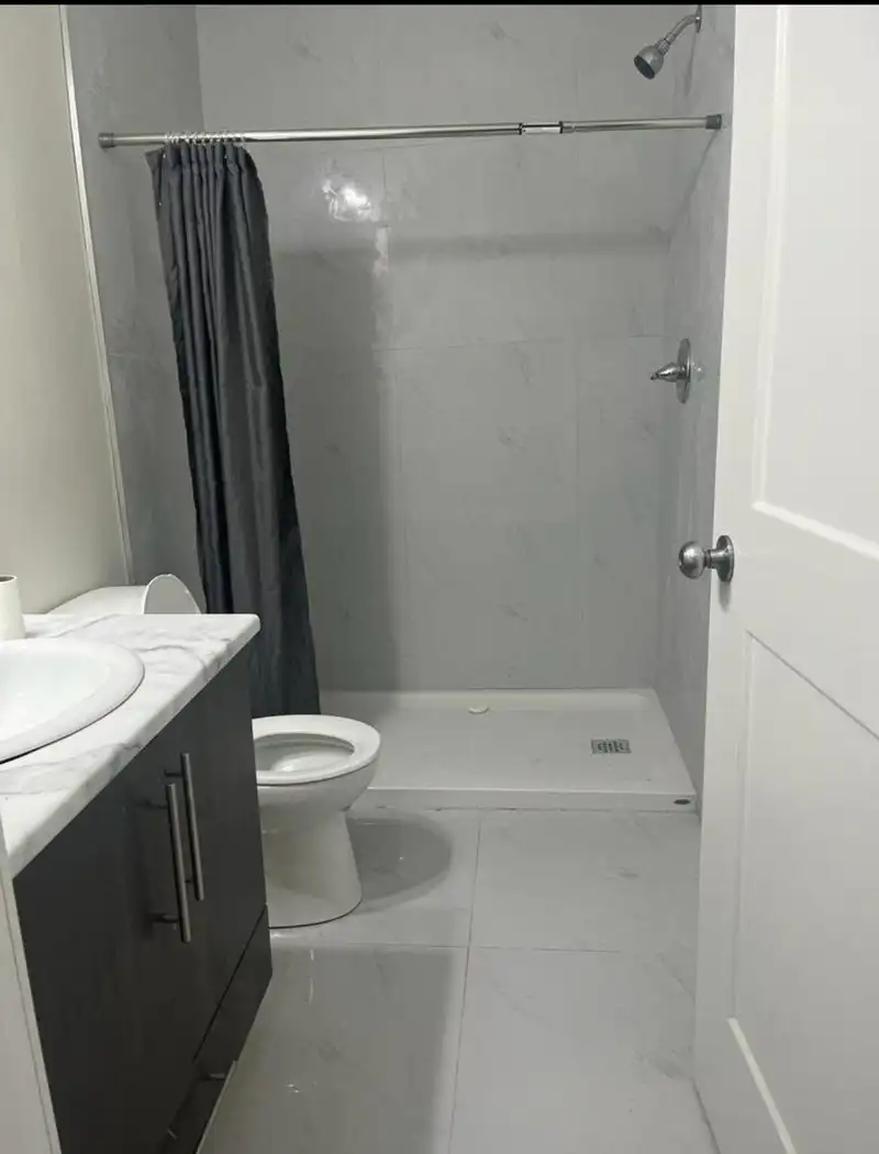 8561 BROADWAY STREET - photo 3 of 12