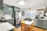 4139 PENDER STREET - thumbnail 6