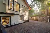 4283 CAPILANO ROAD - thumbnail 31