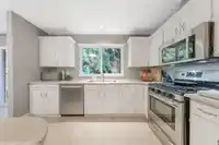 4410 203 STREET - thumbnail 15