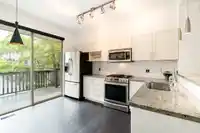 98 100 KLAHANIE DRIVE - thumbnail 11