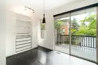 98 100 KLAHANIE DRIVE - thumbnail 15