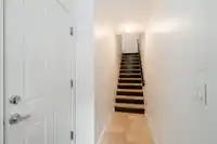 98 100 KLAHANIE DRIVE - thumbnail 33