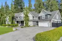 9318 205 STREET - thumbnail 3