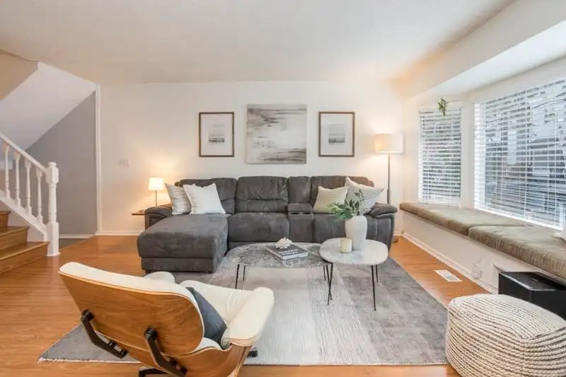 27 1195 FALCON DRIVE - photo 3 of 39