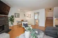 27 1195 FALCON DRIVE - thumbnail 4