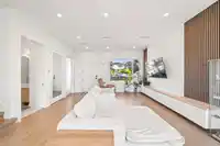 742 E 58TH AVENUE - thumbnail 8