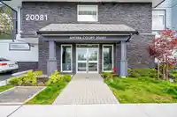 305 20081 68 AVENUE - thumbnail 4