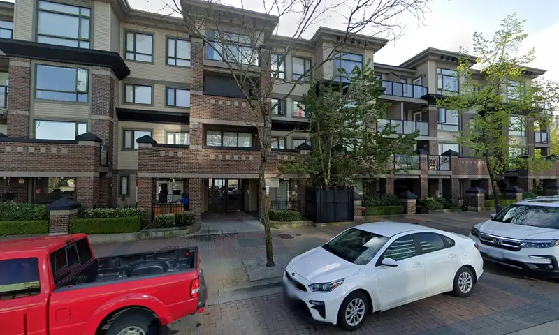 401 10822 CITY PARKWAY - photo 1 of 9