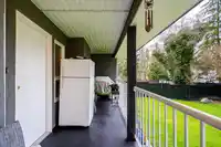 7658 147A STREET - thumbnail 35