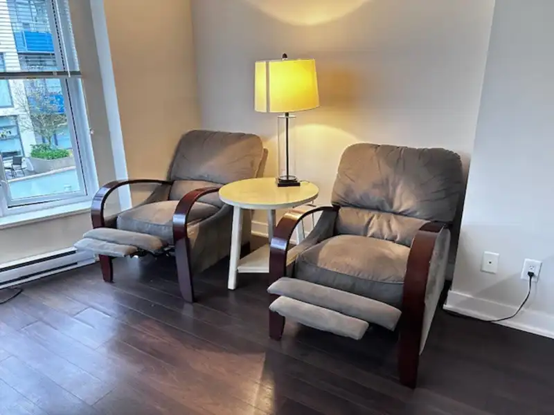 232 1777 W 7TH AVENUE - photo 4 of 22