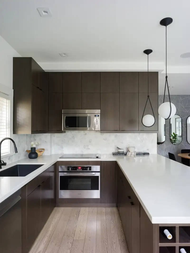 723 UNION STREET - photo 4 of 38