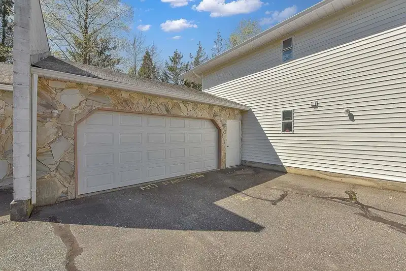 204 7156 121 STREET - photo 1 of 40
