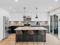 8609 215 STREET - thumbnail 5