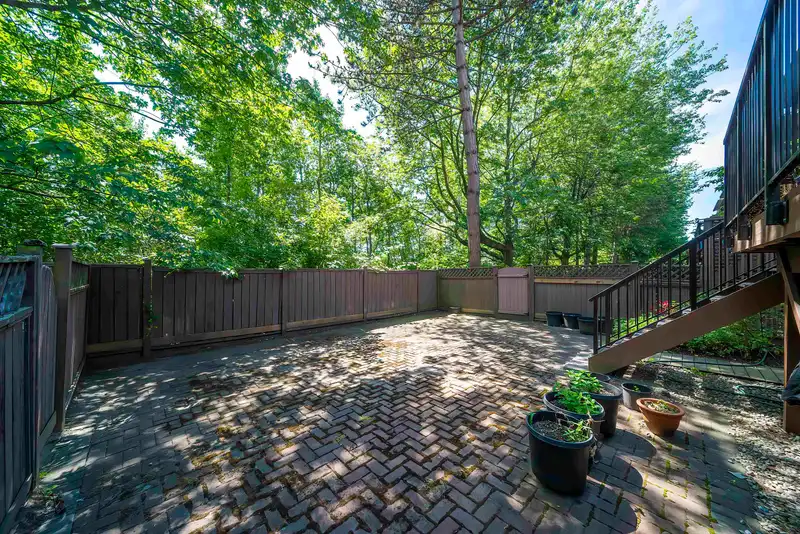 41 5380 SMITH DRIVE - photo 4 of 31