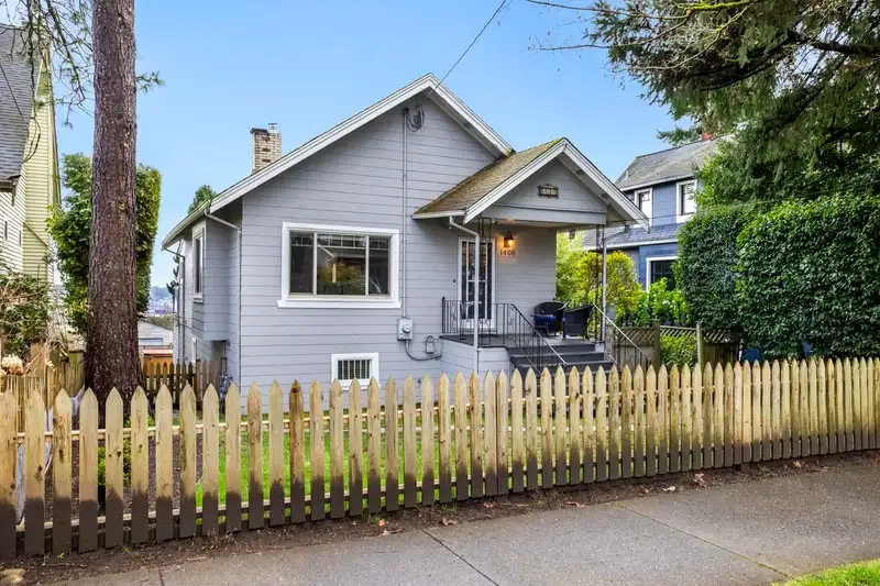 1408 EDINBURGH STREET - photo 3 of 39