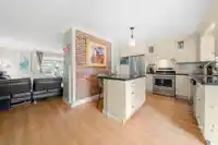 1276 KENT STREET - thumbnail 12