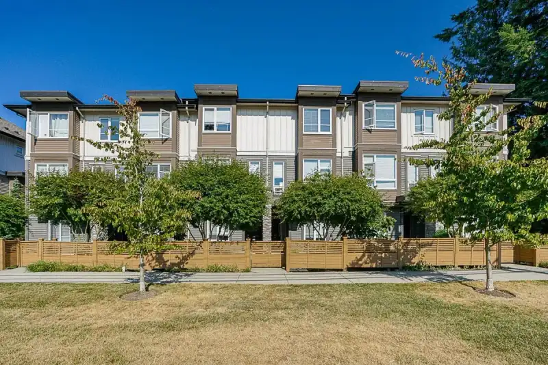 129 5888 144 STREET - photo 1 of 39