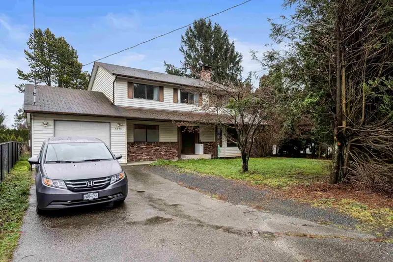 6396 SUMAS PRAIRIE ROAD - photo 2 of 36