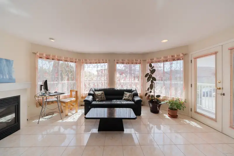 6758 KITCHENER STREET - photo 4 of 40