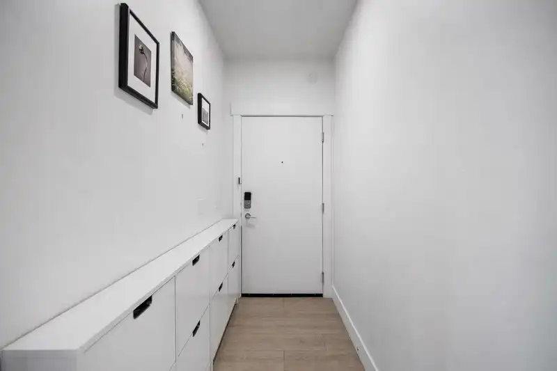 303 22087 49 AVENUE - photo 2 of 20