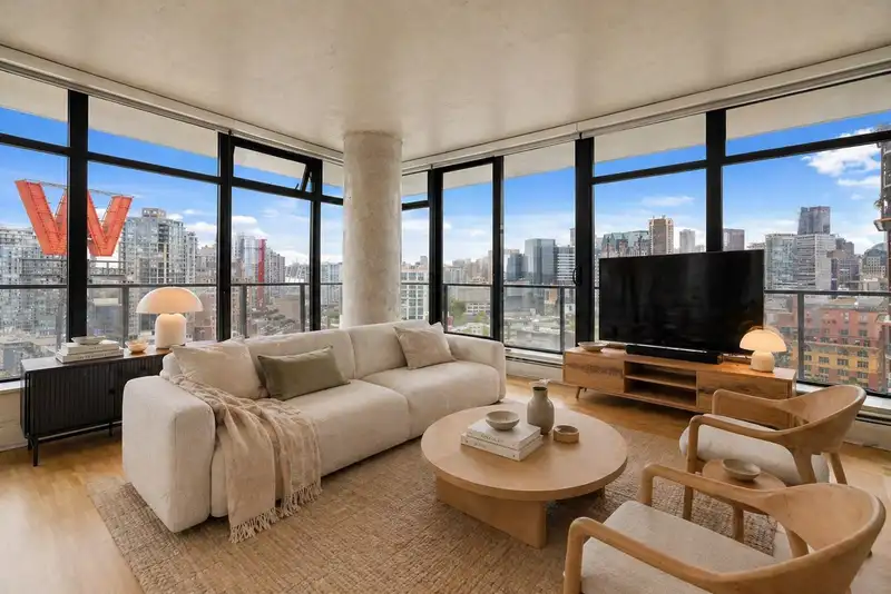 2105 108 W CORDOVA STREET - photo 1 of 18