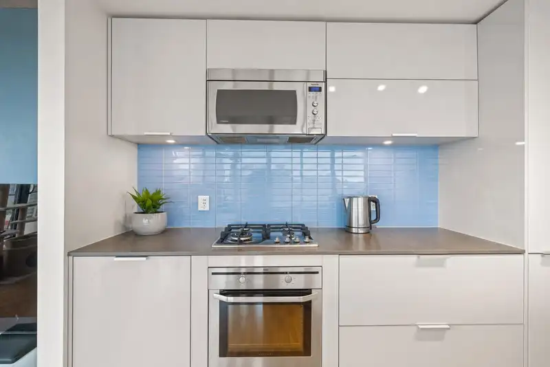 2105 108 W CORDOVA STREET - photo 4 of 18