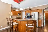 5770 167A STREET - thumbnail 9